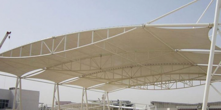 مظلات مدارس في الرياض | تصميم وتركيب مظلات ساحات المدارس بأفضل الأسعار